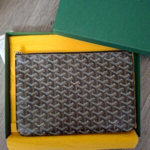 *With Receipts*- Goyard Pouch PM - Full Set